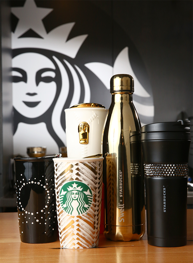 Productos Starbucks con cristales Swarovski, una combinación imparable – Di  Austria
